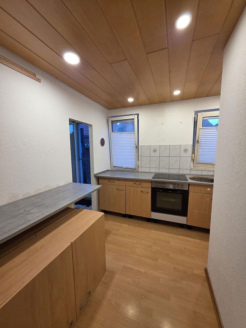 Prenájom bytu 2-izbový 75 m², Raiffeisenstraße 32, Schwaigern, Bádensko-Wurttembersko Prenájom bytu 2-izbový 75 m², Raiffeisenstraße 32, Schwaigern, Bádensko-Wurttembersko