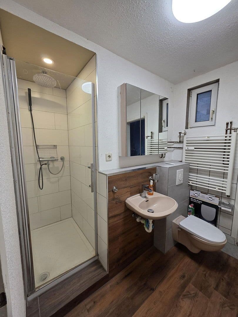 Prenájom bytu 2-izbový 75 m², Raiffeisenstraße 32, Schwaigern, Bádensko-Wurttembersko Prenájom bytu 2-izbový 75 m², Raiffeisenstraße 32, Schwaigern, Bádensko-Wurttembersko