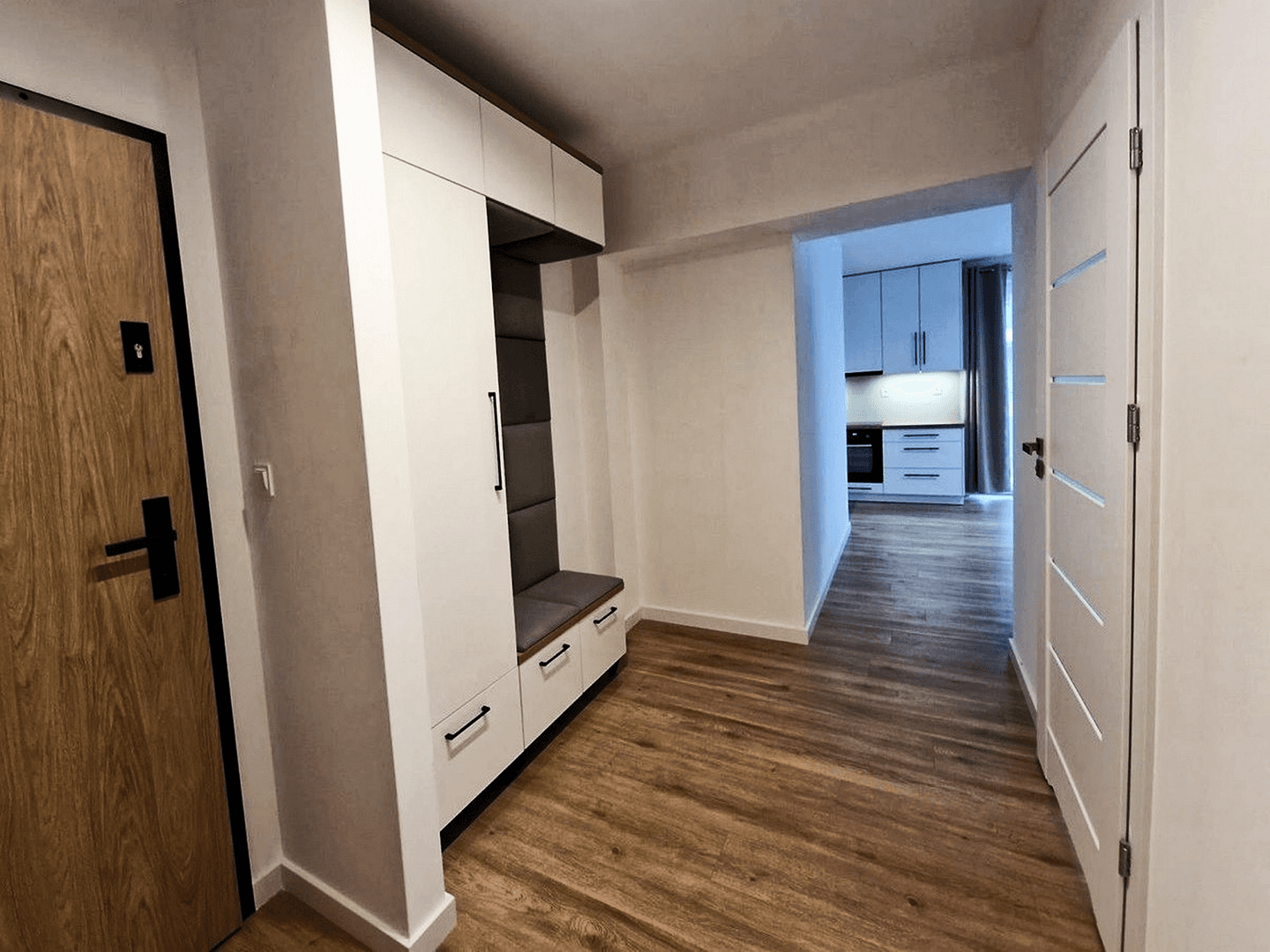 Prenájom bytu 2-izbový 54 m², Pforzheim, Bádensko-Wurttembersko Prenájom bytu 2-izbový 54 m², Pforzheim, Bádensko-Wurttembersko