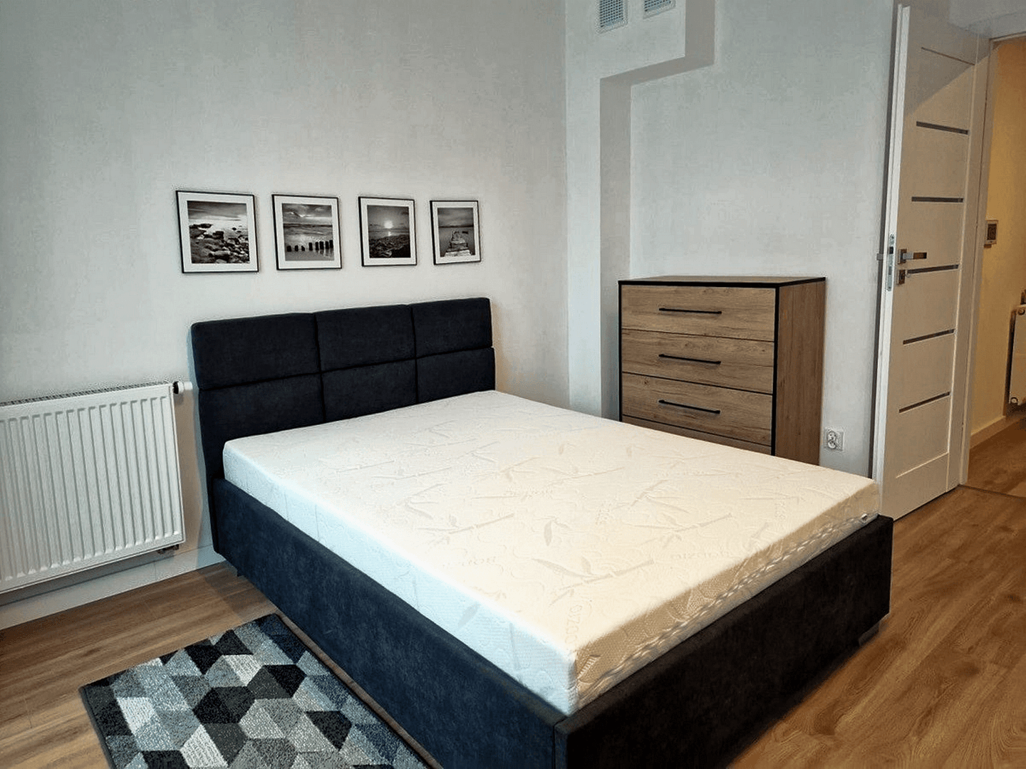 Prenájom bytu 2-izbový 54 m², Pforzheim, Bádensko-Wurttembersko Prenájom bytu 2-izbový 54 m², Pforzheim, Bádensko-Wurttembersko