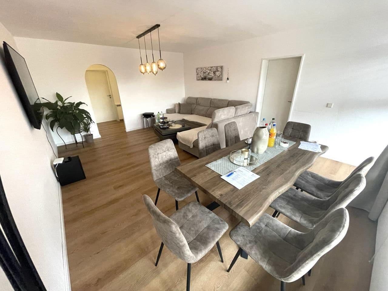 Predaj bytu 4-izbový 100 m², Erich-Ollenhauer-Straße, Düsseldorf, Severné Porýnie - Westfálsko Predaj bytu 4-izbový 100 m², Erich-Ollenhauer-Straße, Düsseldorf, Severné Porýnie - Westfálsko