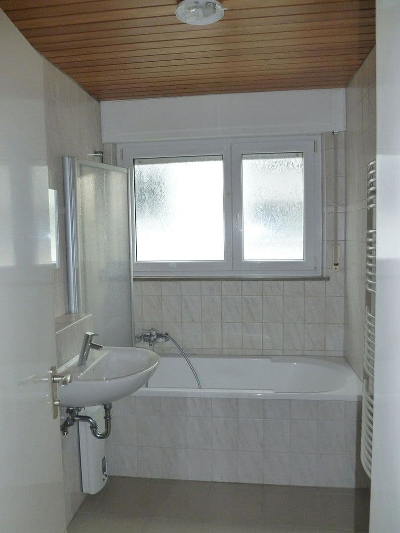 Predaj domu 246 m², pozemek 442 m², Esslingen am Neckar, Bádensko-Wurttembersko Predaj domu 246 m², pozemek 442 m², Esslingen am Neckar, Bádensko-Wurttembersko