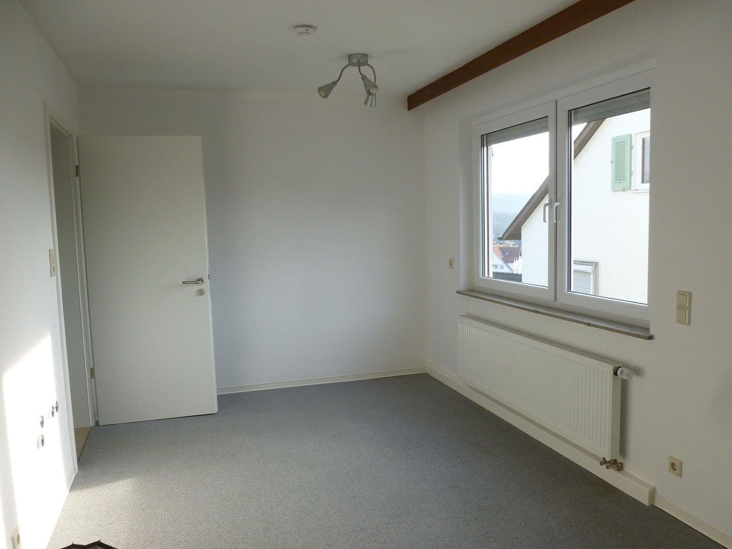 Predaj domu 246 m², pozemek 442 m², Esslingen am Neckar, Bádensko-Wurttembersko Predaj domu 246 m², pozemek 442 m², Esslingen am Neckar, Bádensko-Wurttembersko