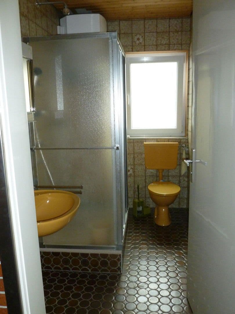 Predaj domu 246 m², pozemek 442 m², Esslingen am Neckar, Bádensko-Wurttembersko Predaj domu 246 m², pozemek 442 m², Esslingen am Neckar, Bádensko-Wurttembersko