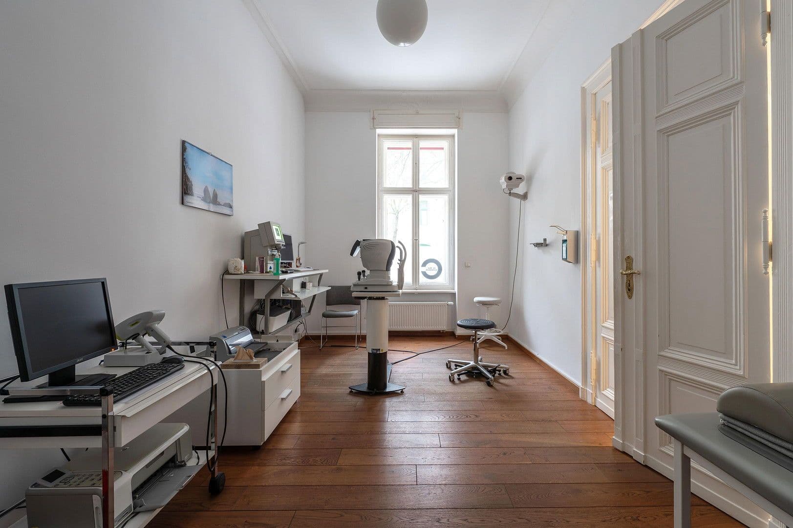 Predaj kancelárie 137 m², Erich-Weinert-Str. 5, Berlin, Berlín Predaj kancelárie 137 m², Erich-Weinert-Str. 5, Berlin, Berlín