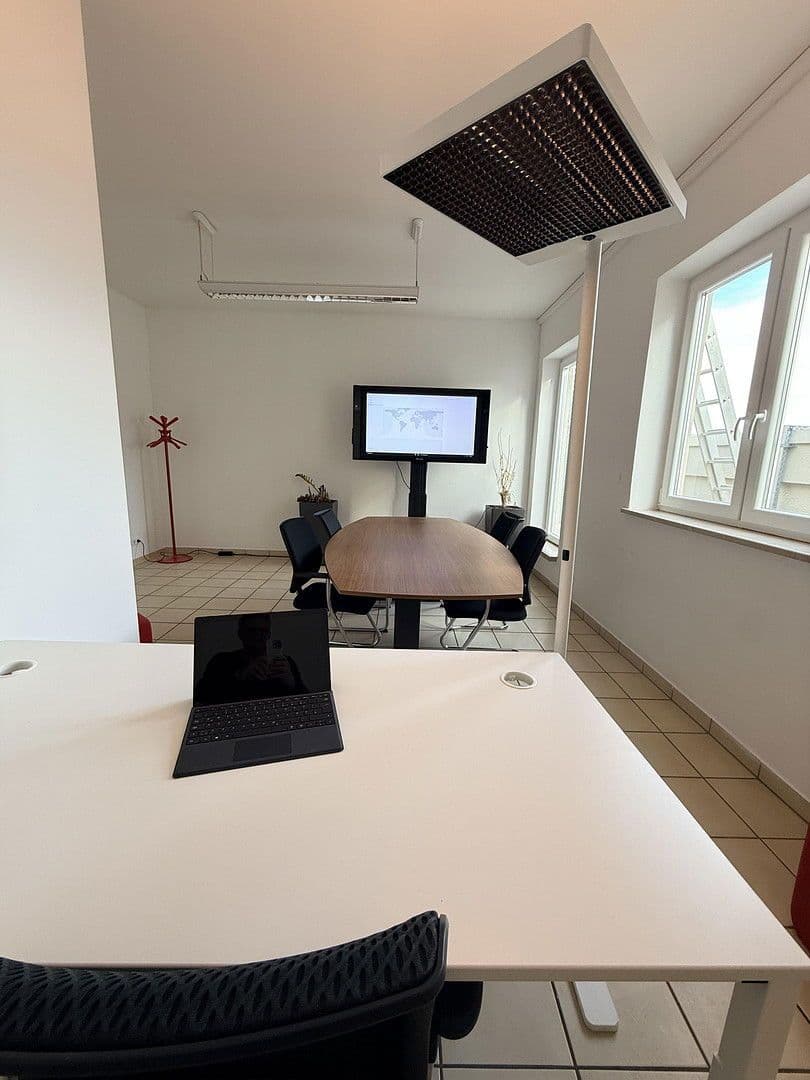 Prenájom kancelárie 24 m², Dieselstr. 1, Rottenburg a. d. Laaber, Bavorsko Prenájom kancelárie 24 m², Dieselstr. 1, Rottenburg a. d. Laaber, Bavorsko