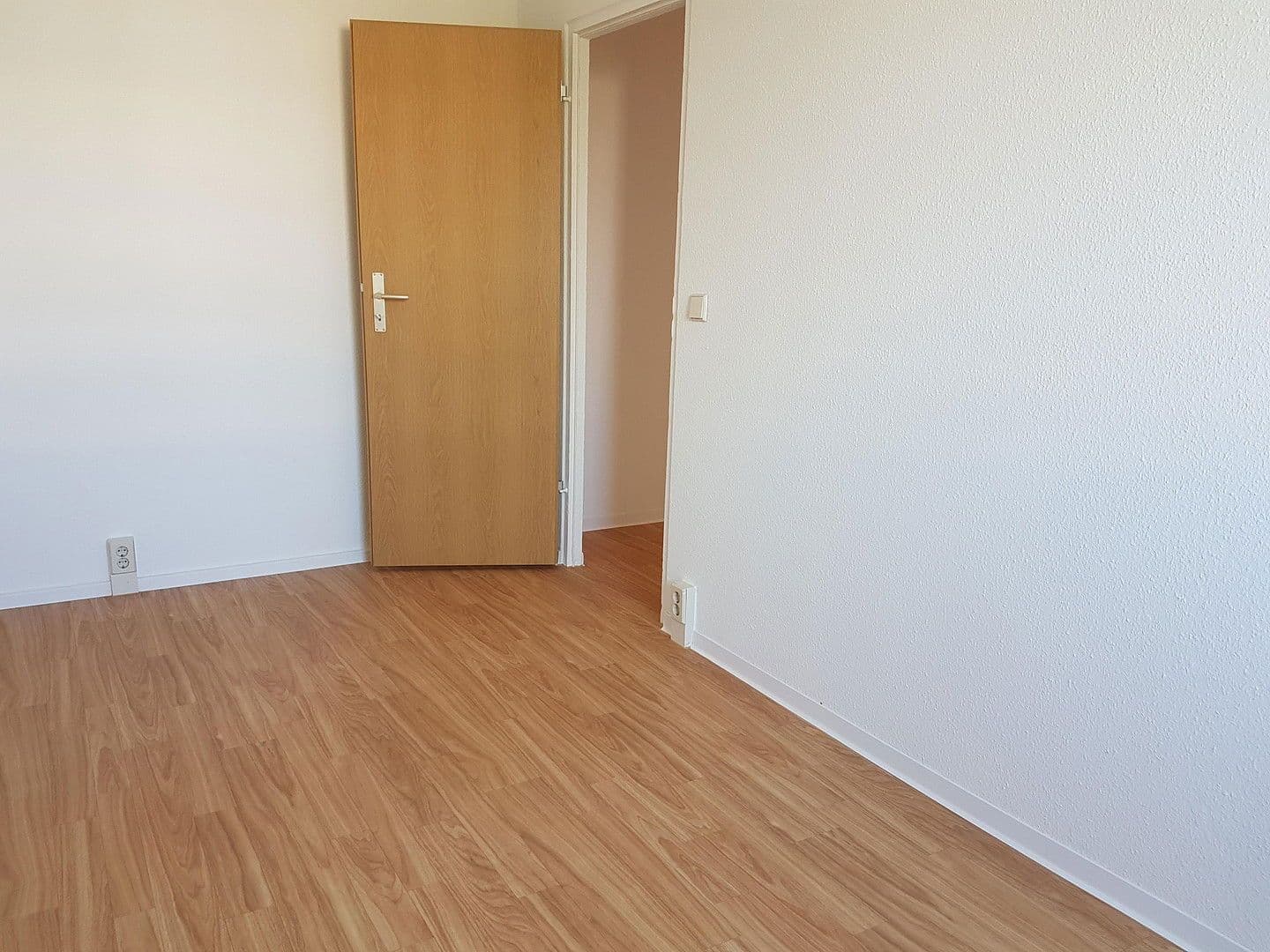 Predaj bytu 3-izbový 64 m², Otto - Dix - Ring 38, Dresden, Sasko Predaj bytu 3-izbový 64 m², Otto - Dix - Ring 38, Dresden, Sasko