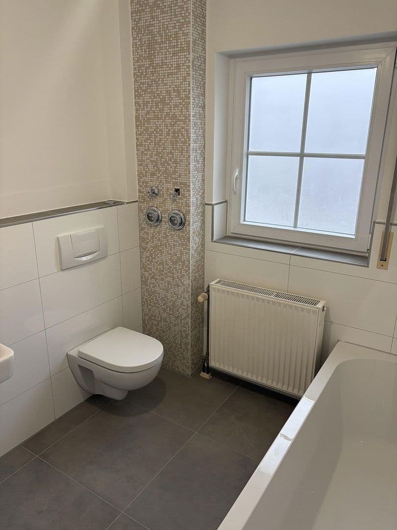 Prenájom bytu 3-izbový 88 m², Hauptstraße 32, Leimen, Bádensko-Wurttembersko Prenájom bytu 3-izbový 88 m², Hauptstraße 32, Leimen, Bádensko-Wurttembersko