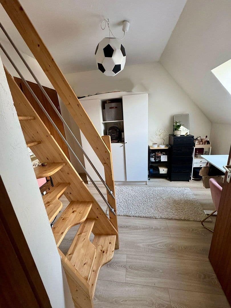 Predaj domu 114 m², pozemek 519 m², Overath, Severné Porýnie - Westfálsko Predaj domu 114 m², pozemek 519 m², Overath, Severné Porýnie - Westfálsko