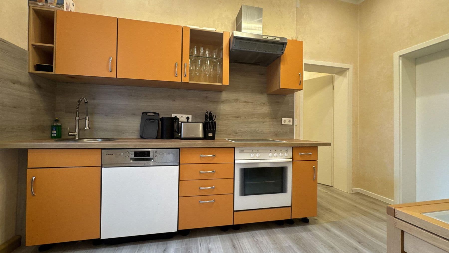 Predaj domu 416 m², pozemek 812 m², Lange Straße 79, Zörbig, Sasko-Anhaltsko Predaj domu 416 m², pozemek 812 m², Lange Straße 79, Zörbig, Sasko-Anhaltsko