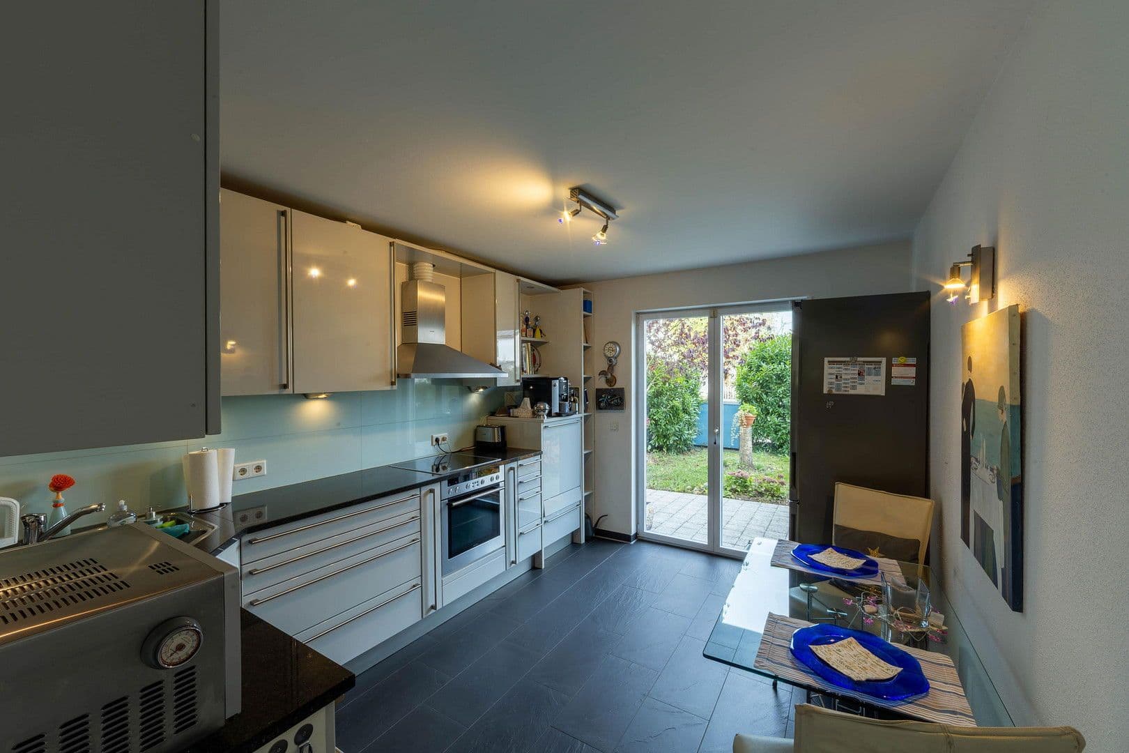 Predaj domu 225 m², pozemek 408 m², München, Bavorsko Predaj domu 225 m², pozemek 408 m², München, Bavorsko