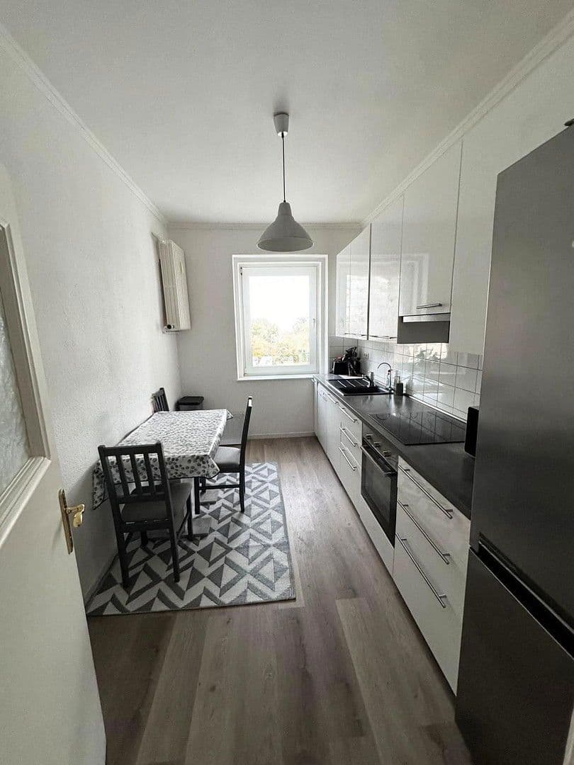 Predaj bytu 4-izbový 110 m², Berlin, Berlín Predaj bytu 4-izbový 110 m², Berlin, Berlín