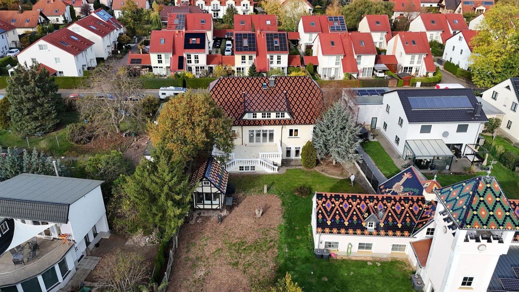 Predaj domu 500 m², pozemek 980 m², Prödeler Straße 9, Markkleeberg, Sasko Predaj domu 500 m², pozemek 980 m², Prödeler Straße 9, Markkleeberg, Sasko