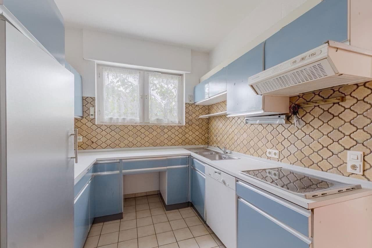 Predaj domu 401 m², pozemek 878 m², Limburgerhof, Porýnie-Falcko Predaj domu 401 m², pozemek 878 m², Limburgerhof, Porýnie-Falcko