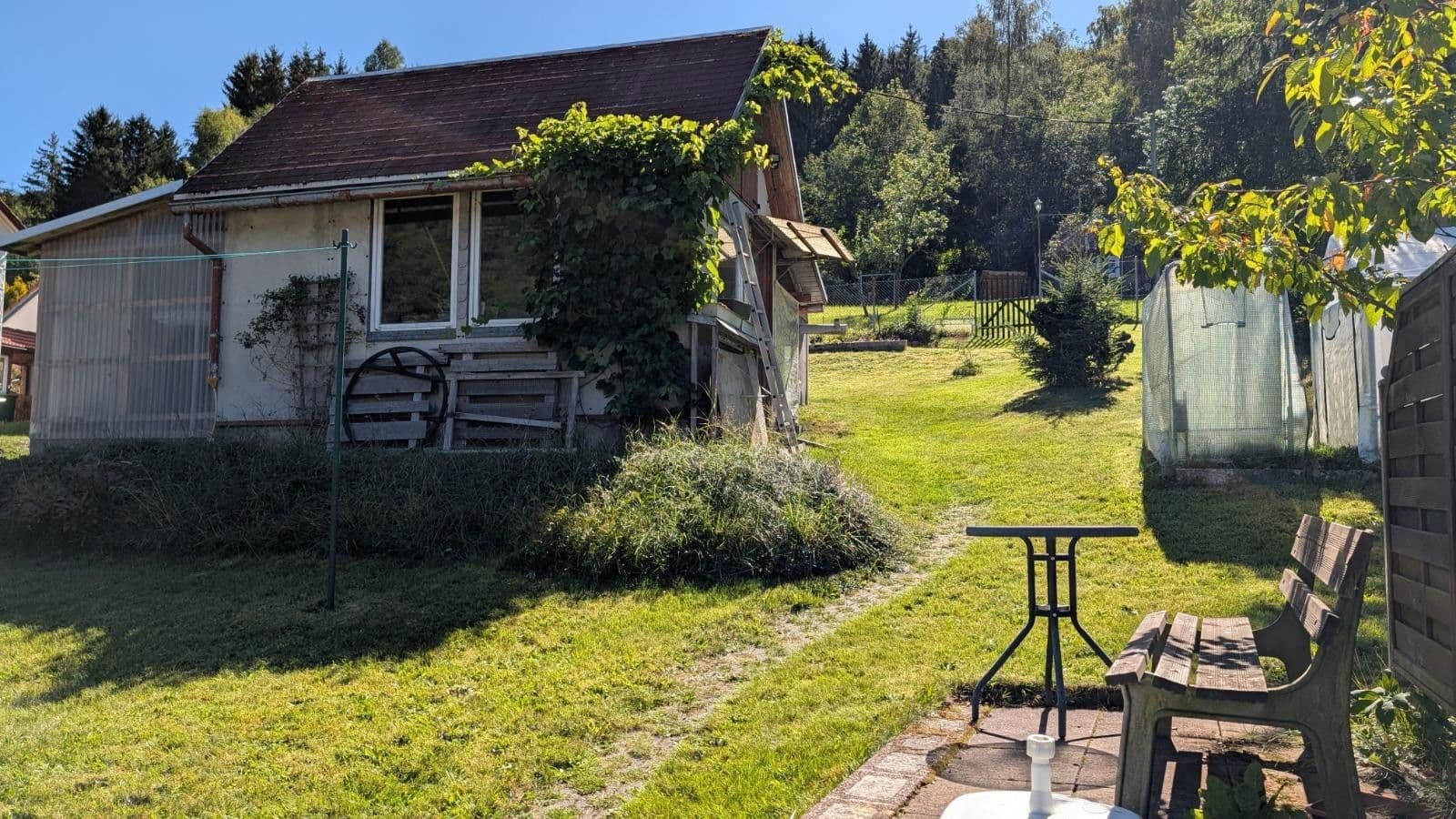 Predaj domu 155 m², pozemek 1.600 m², Suhl, Durínsko Predaj domu 155 m², pozemek 1.600 m², Suhl, Durínsko