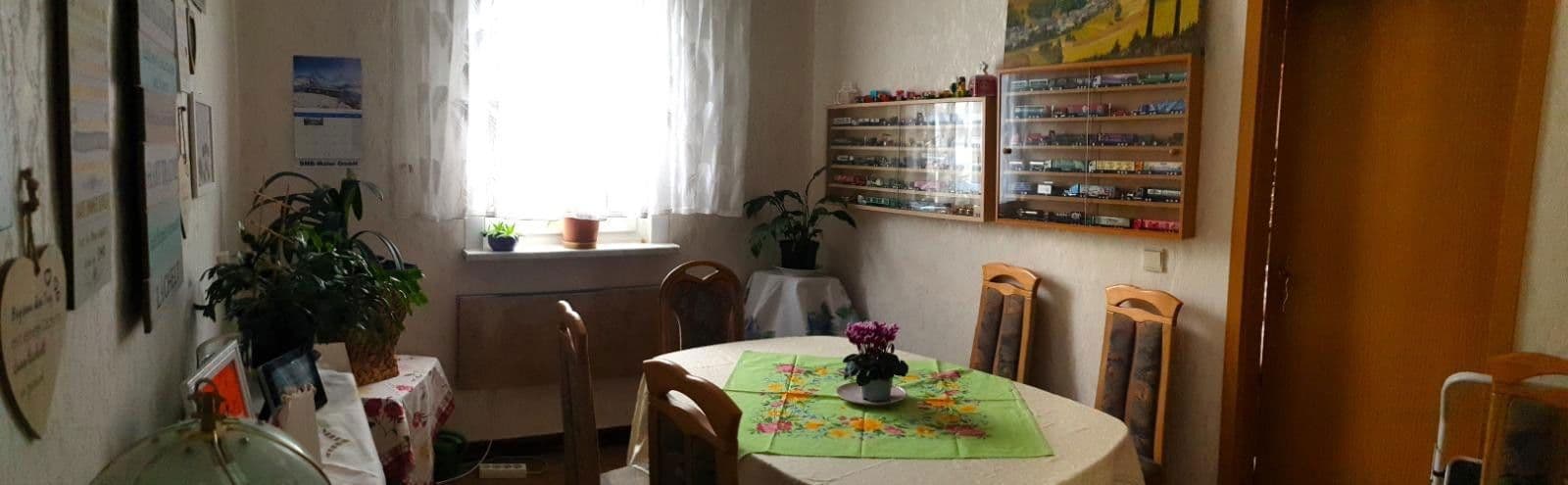 Predaj domu 155 m², pozemek 1.600 m², Suhl, Durínsko Predaj domu 155 m², pozemek 1.600 m², Suhl, Durínsko