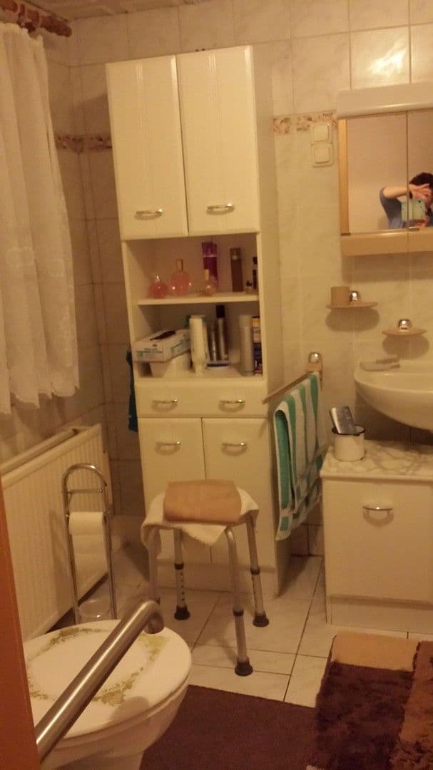 Predaj domu 155 m², pozemek 1.600 m², Suhl, Durínsko Predaj domu 155 m², pozemek 1.600 m², Suhl, Durínsko