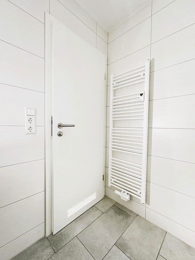 Prenájom bytu 2-izbový 70 m², Fichtestr. 42, Singen (Hohentwiel), Bádensko-Wurttembersko Prenájom bytu 2-izbový 70 m², Fichtestr. 42, Singen (Hohentwiel), Bádensko-Wurttembersko