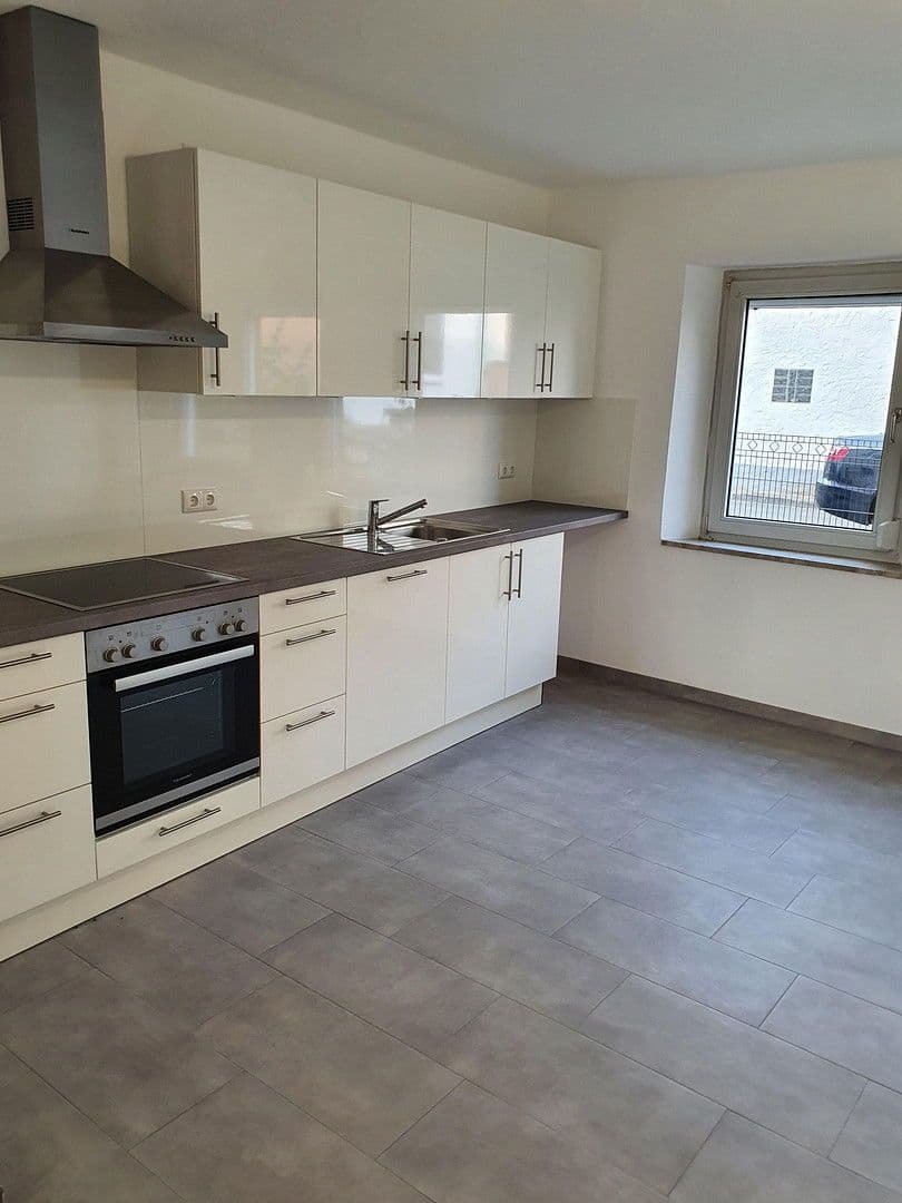 Predaj domu 175 m², pozemek 262 m², Markt Bibart, Bavorsko Predaj domu 175 m², pozemek 262 m², Markt Bibart, Bavorsko