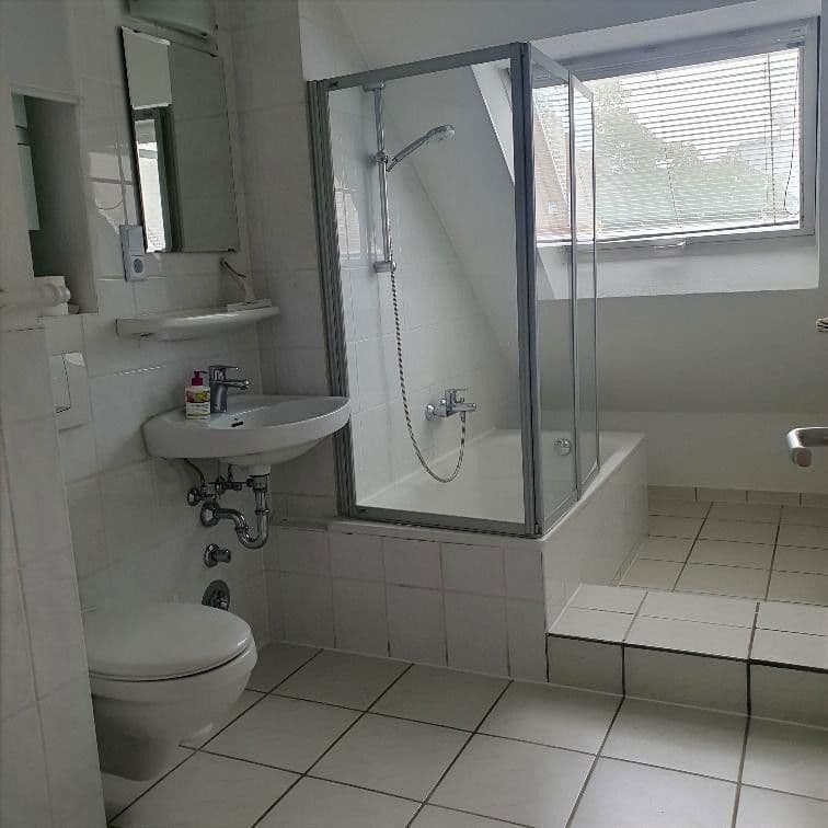 Prenájom bytu 3-izbový 76 m², Esslinger Str. 3, Frankfurt am Main, Hesensko Prenájom bytu 3-izbový 76 m², Esslinger Str. 3, Frankfurt am Main, Hesensko