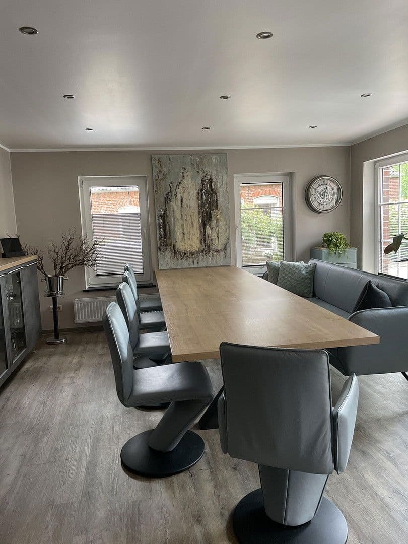 Predaj bytu 5-izbový 220 m², Krummhörn, Dolné Sasko Predaj bytu 5-izbový 220 m², Krummhörn, Dolné Sasko