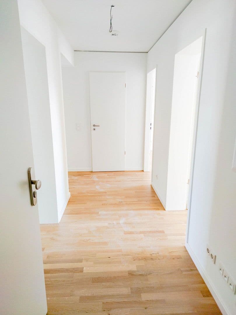 Prenájom bytu 4-izbový 123 m², Karolinenstr. 22, Fürth, Bavorsko Prenájom bytu 4-izbový 123 m², Karolinenstr. 22, Fürth, Bavorsko