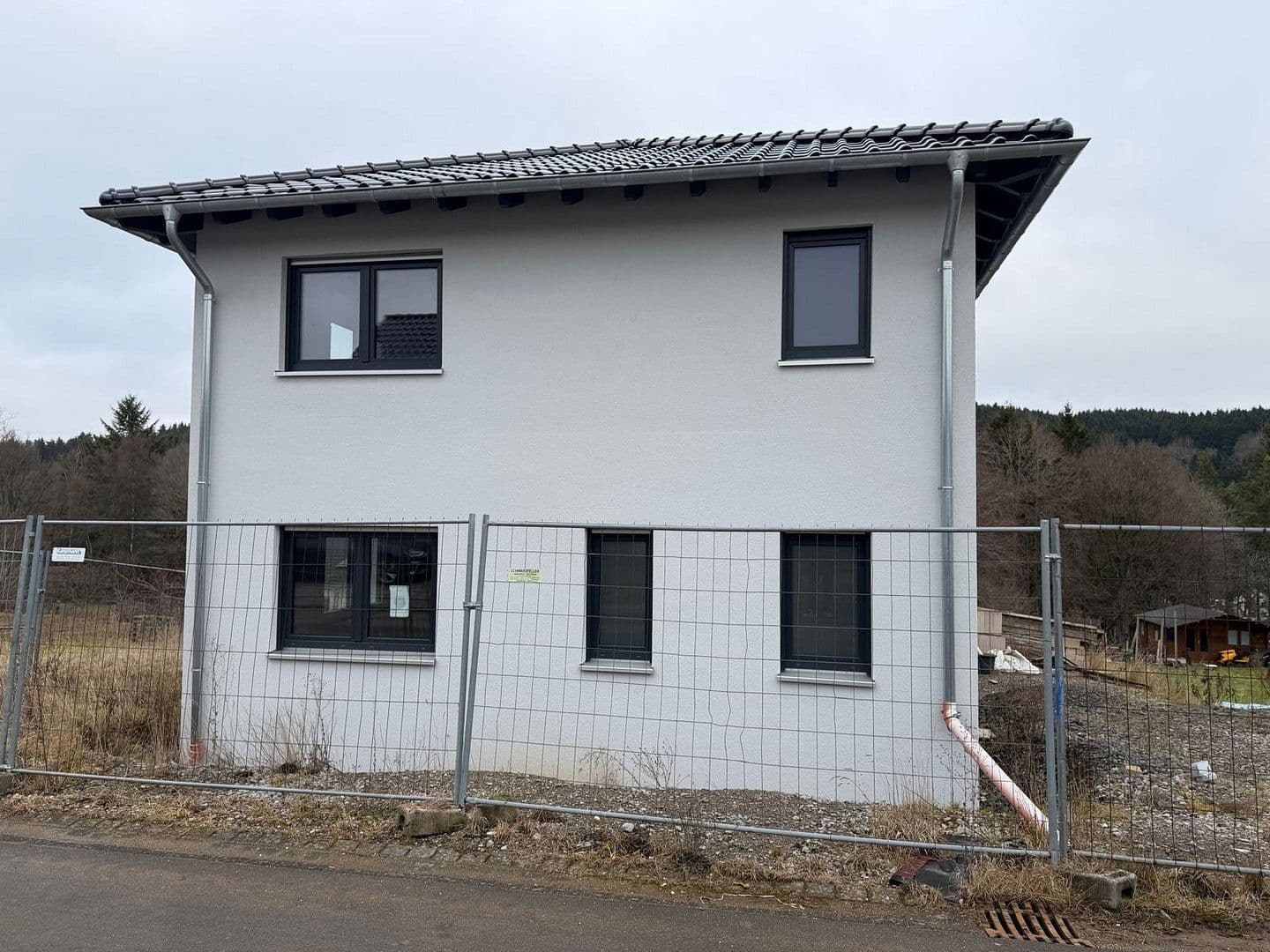 Predaj domu 162 m², pozemek 468 m², Bärwurzweg, Hellenthal, Severné Porýnie - Westfálsko Predaj domu 162 m², pozemek 468 m², Bärwurzweg, Hellenthal, Severné Porýnie - Westfálsko