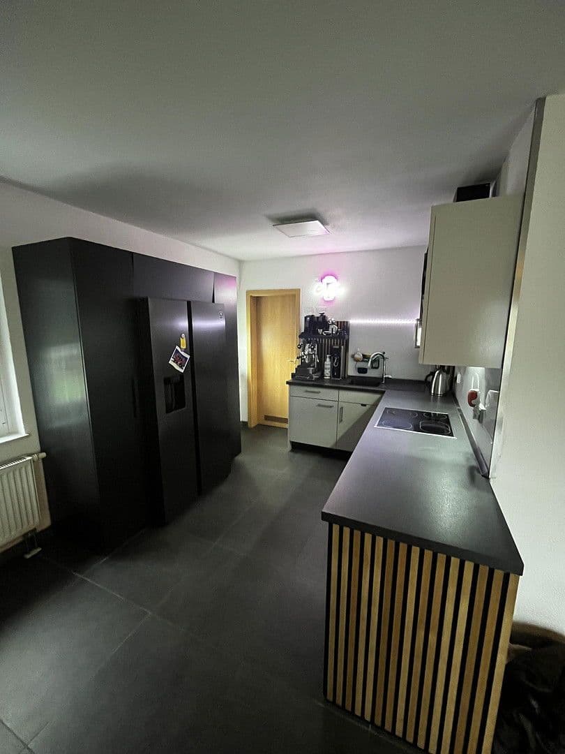 Predaj domu 142 m², pozemek 467 m², Naurath (Eifel), Porýnie-Falcko Predaj domu 142 m², pozemek 467 m², Naurath (Eifel), Porýnie-Falcko