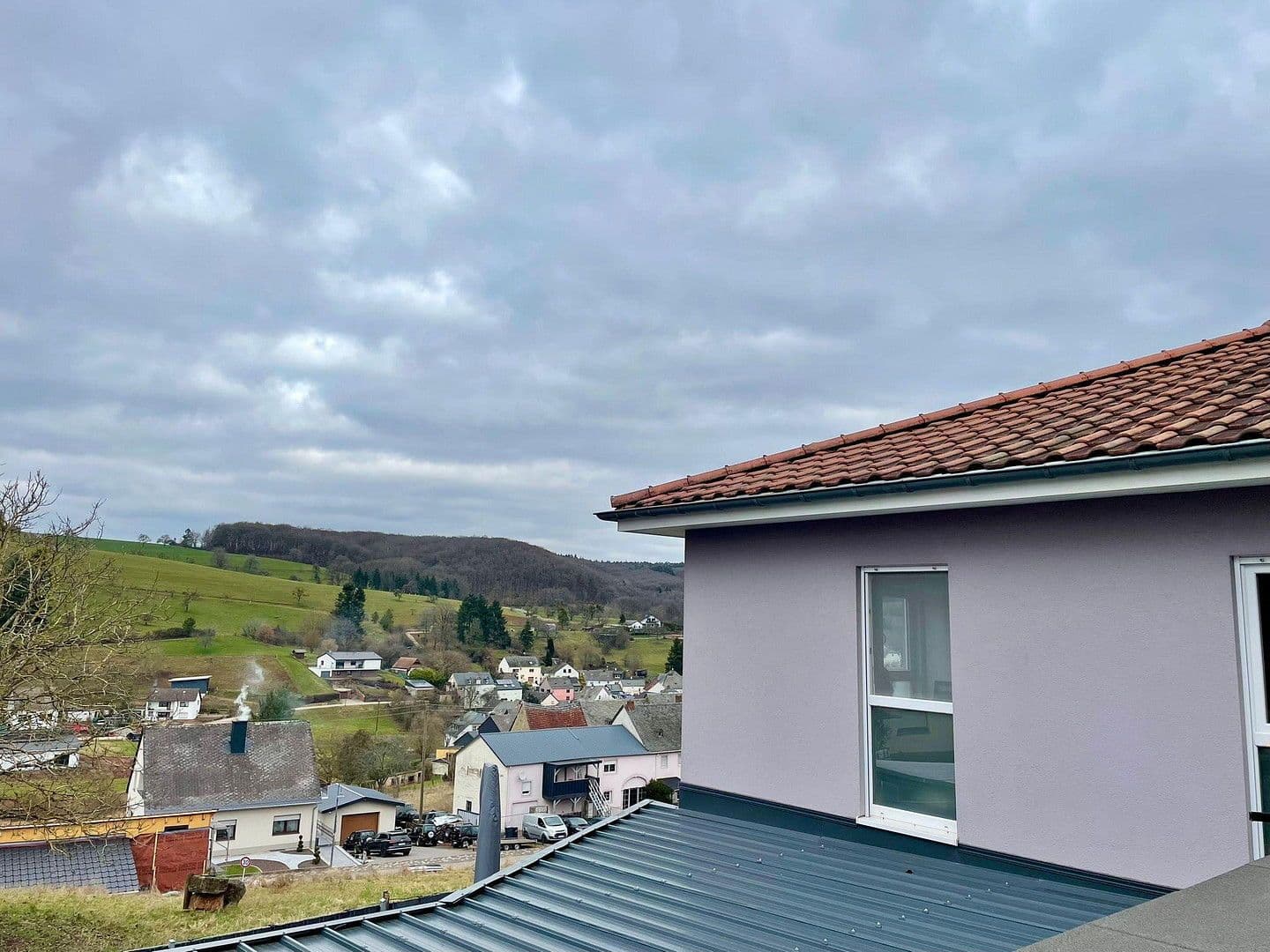 Predaj domu 142 m², pozemek 467 m², Naurath (Eifel), Porýnie-Falcko Predaj domu 142 m², pozemek 467 m², Naurath (Eifel), Porýnie-Falcko
