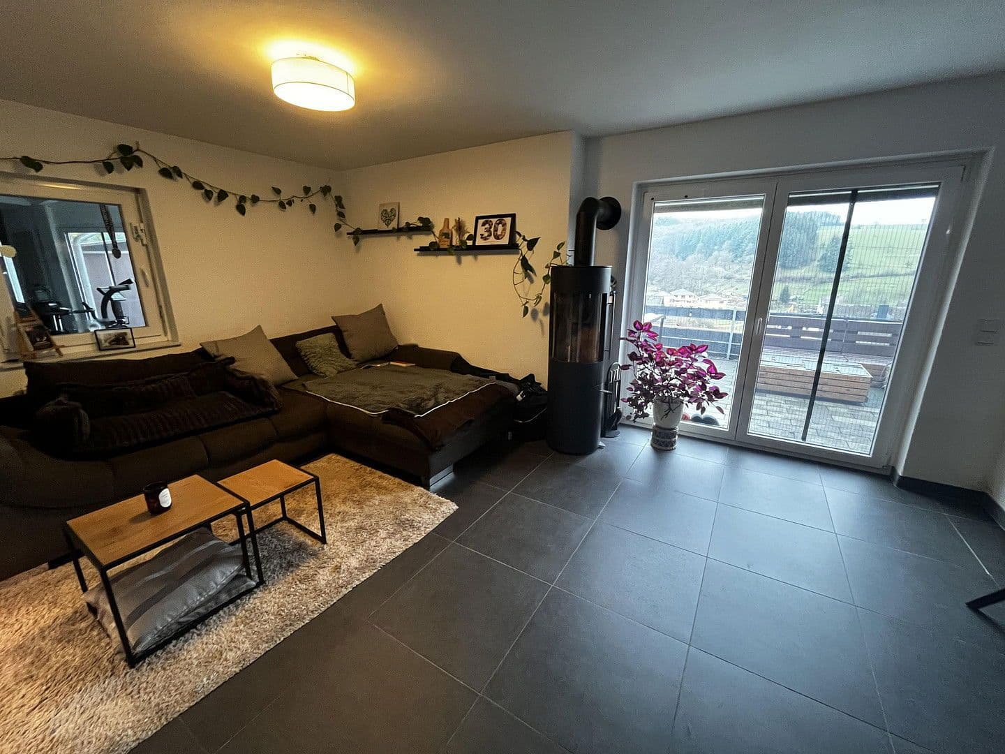 Predaj domu 142 m², pozemek 467 m², Naurath (Eifel), Porýnie-Falcko Predaj domu 142 m², pozemek 467 m², Naurath (Eifel), Porýnie-Falcko