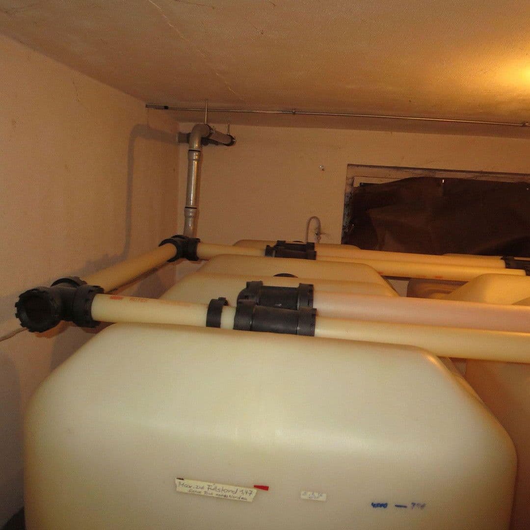 Predaj domu 123 m², pozemek 1.238 m², Uhlandstaße 9, Grabenstetten, Bádensko-Wurttembersko Predaj domu 123 m², pozemek 1.238 m², Uhlandstaße 9, Grabenstetten, Bádensko-Wurttembersko