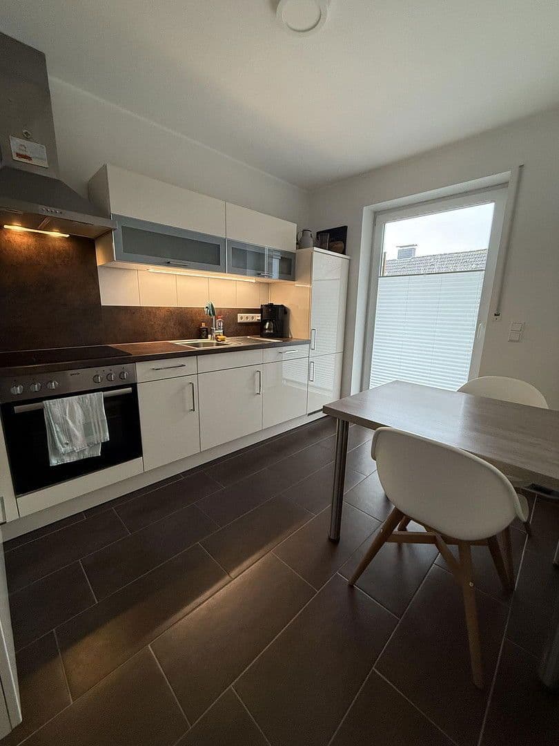 Predaj bytu 3-izbový 79 m², Lingen (Ems), Dolné Sasko Predaj bytu 3-izbový 79 m², Lingen (Ems), Dolné Sasko