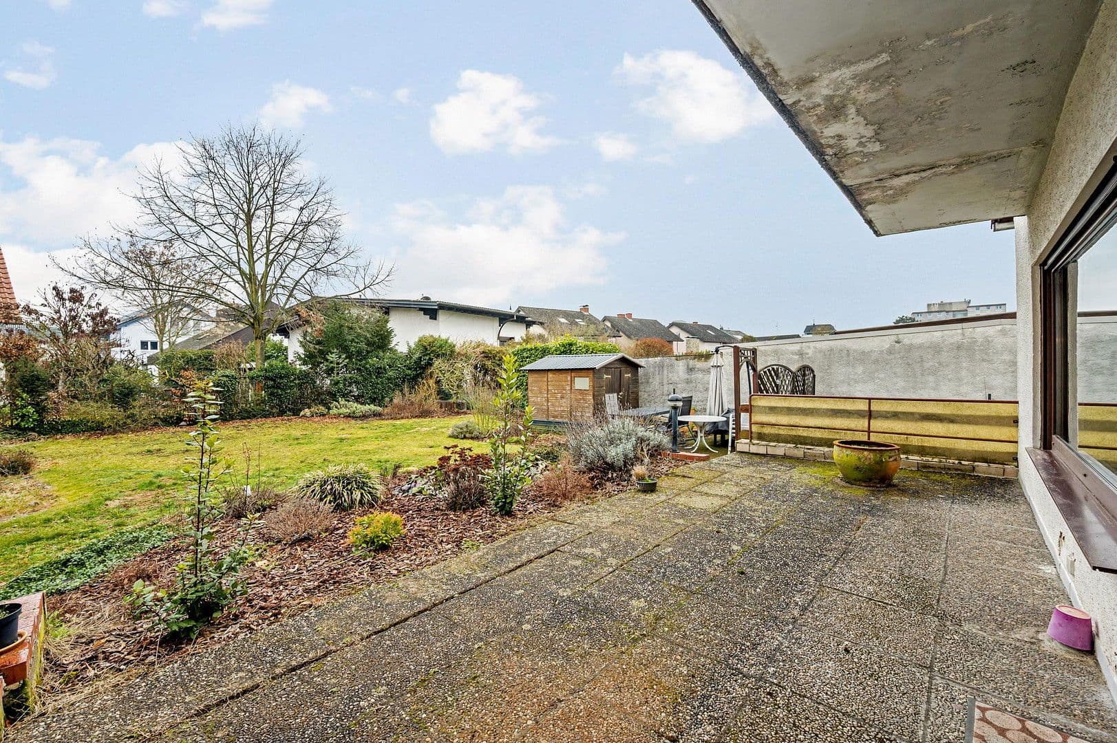 Predaj domu 194 m², pozemek 651 m², Rüsselsheim am Main, Hesensko Predaj domu 194 m², pozemek 651 m², Rüsselsheim am Main, Hesensko