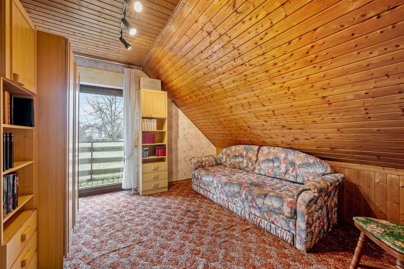 Predaj domu 194 m², pozemek 651 m², Rüsselsheim am Main, Hesensko Predaj domu 194 m², pozemek 651 m², Rüsselsheim am Main, Hesensko