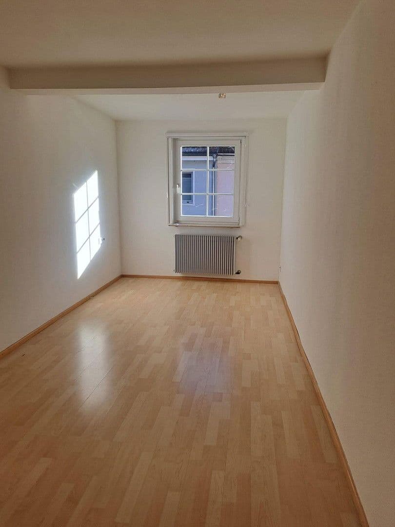 Prenájom bytu 3-izbový 92 m², Oberamteistrasse 12, Tuttlingen, Bádensko-Wurttembersko Prenájom bytu 3-izbový 92 m², Oberamteistrasse 12, Tuttlingen, Bádensko-Wurttembersko