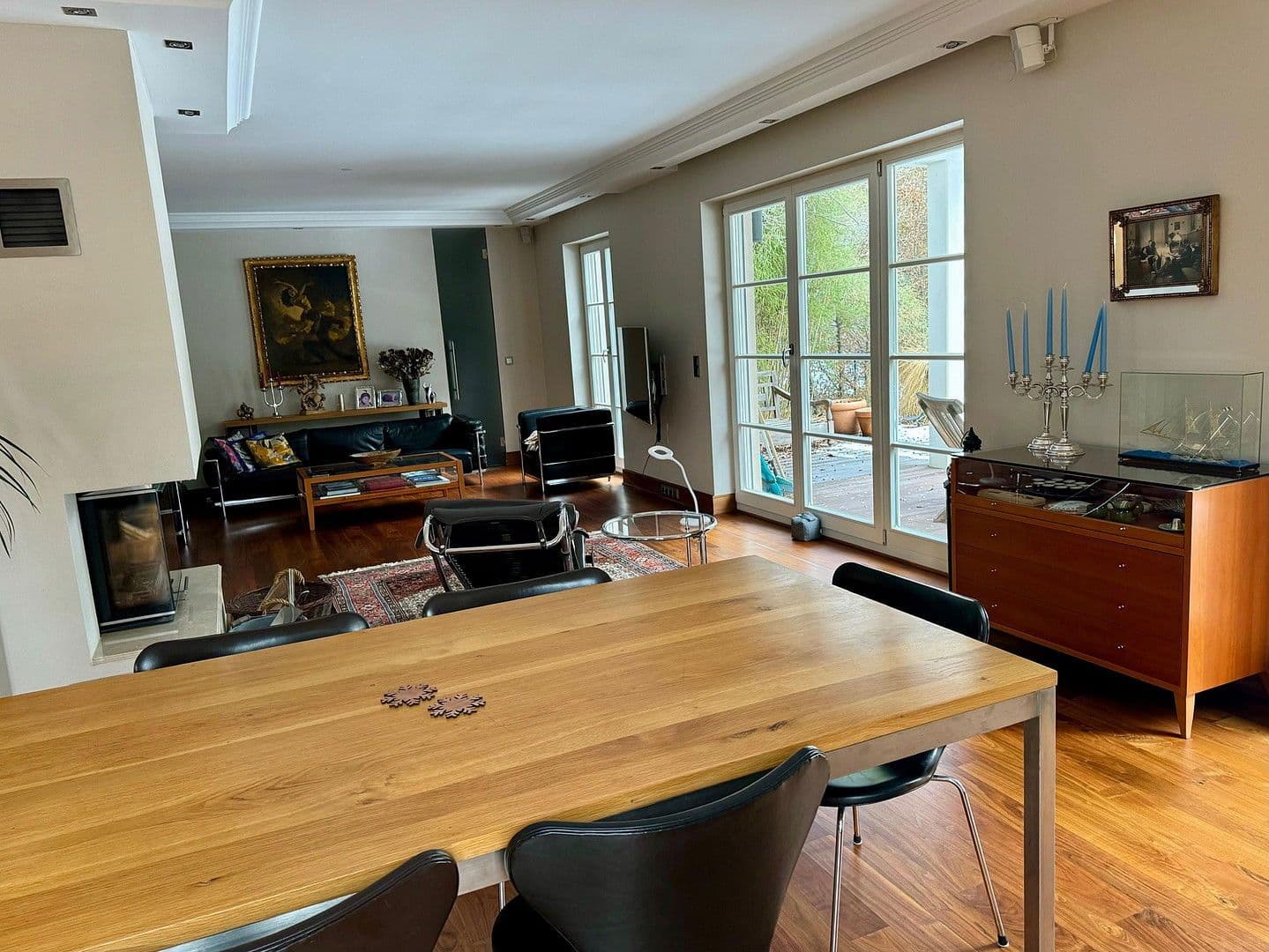 Predaj bytu 7-izbový 300 m², München, Bavorsko Predaj bytu 7-izbový 300 m², München, Bavorsko