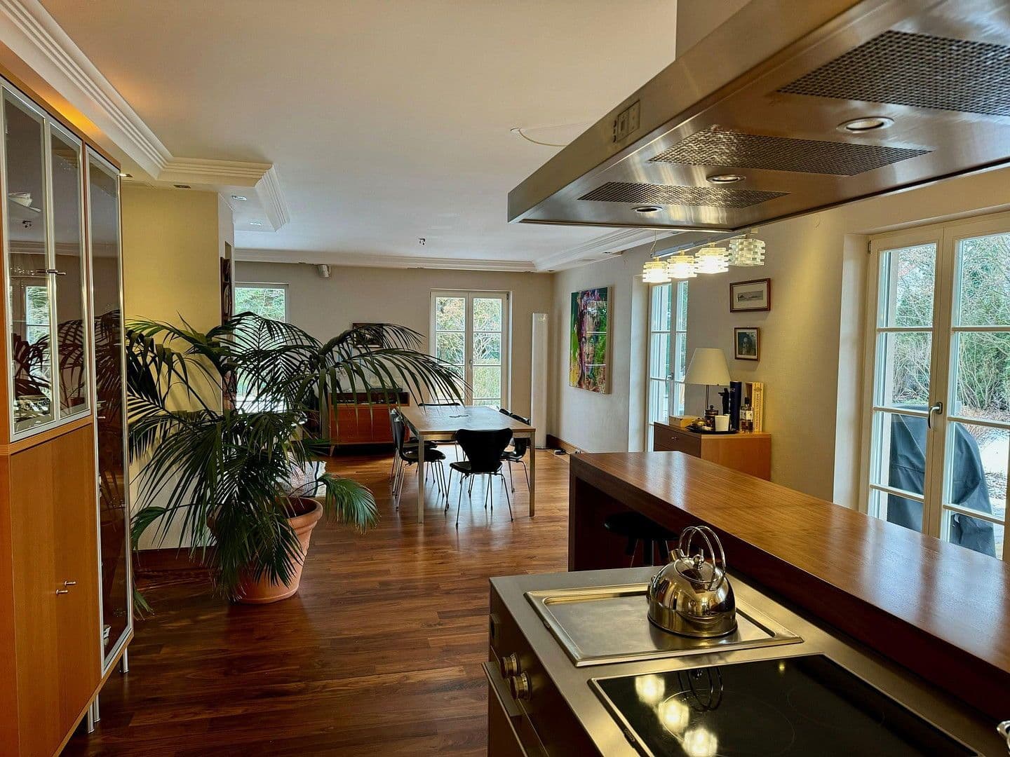 Predaj bytu 7-izbový 300 m², München, Bavorsko Predaj bytu 7-izbový 300 m², München, Bavorsko