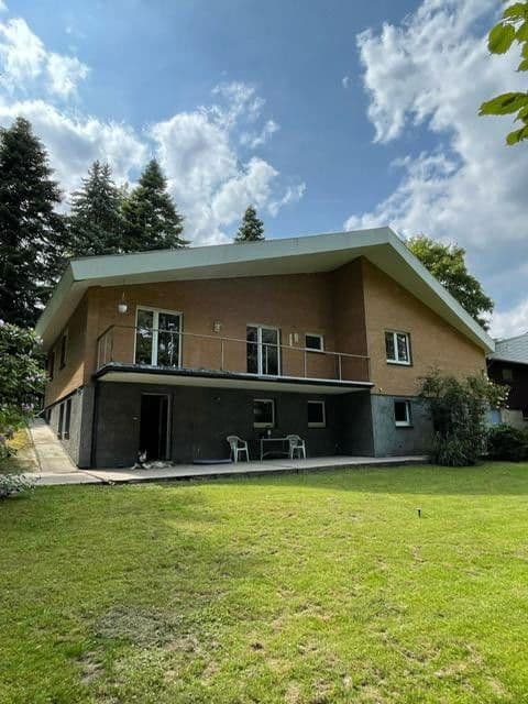 Predaj domu 194 m², pozemek 4.117 m², Wennigsen (Deister), Dolné Sasko Predaj domu 194 m², pozemek 4.117 m², Wennigsen (Deister), Dolné Sasko