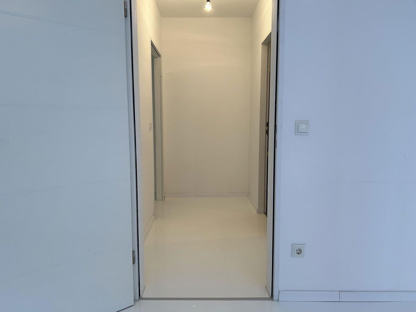 Prenájom bytu 2-izbový 71 m², Mönchengladbach, Severné Porýnie - Westfálsko Prenájom bytu 2-izbový 71 m², Mönchengladbach, Severné Porýnie - Westfálsko