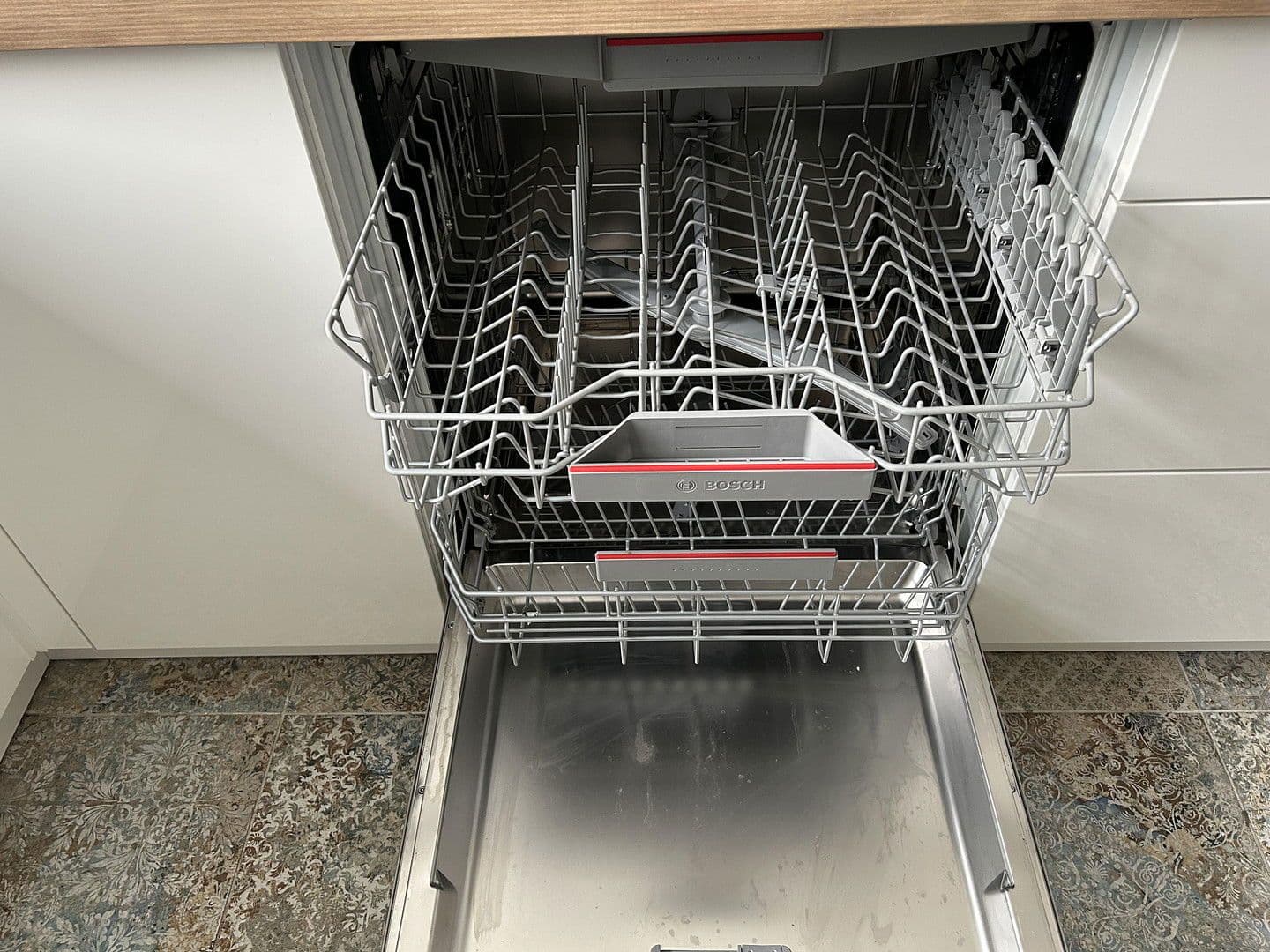 Prenájom bytu 2-izbový 71 m², Mönchengladbach, Severné Porýnie - Westfálsko Prenájom bytu 2-izbový 71 m², Mönchengladbach, Severné Porýnie - Westfálsko