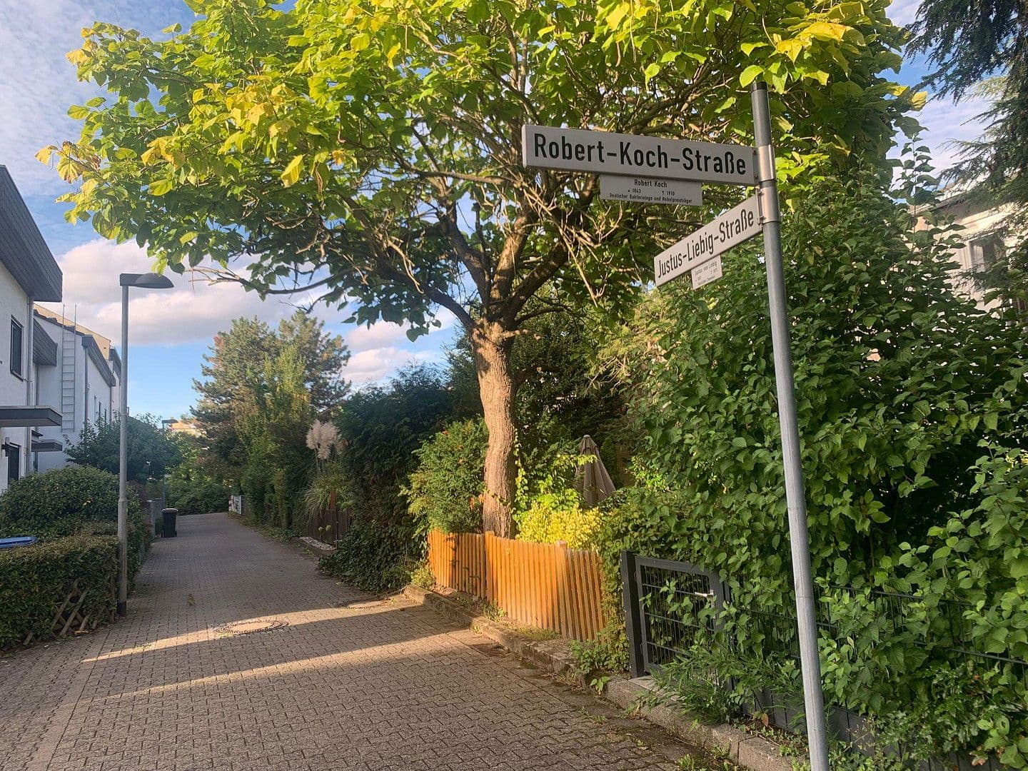 Predaj domu 163 m², pozemek 174 m², Neu-Isenburg, Hesensko Predaj domu 163 m², pozemek 174 m², Neu-Isenburg, Hesensko