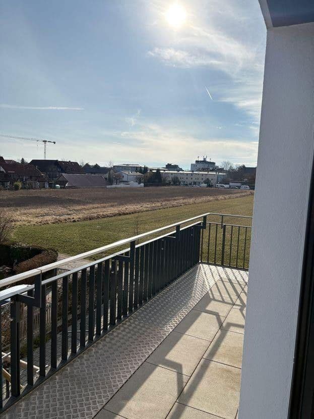 Prenájom bytu 2-izbový 88 m², Dorfstraße 13a, Germering, Bavorsko Prenájom bytu 2-izbový 88 m², Dorfstraße 13a, Germering, Bavorsko