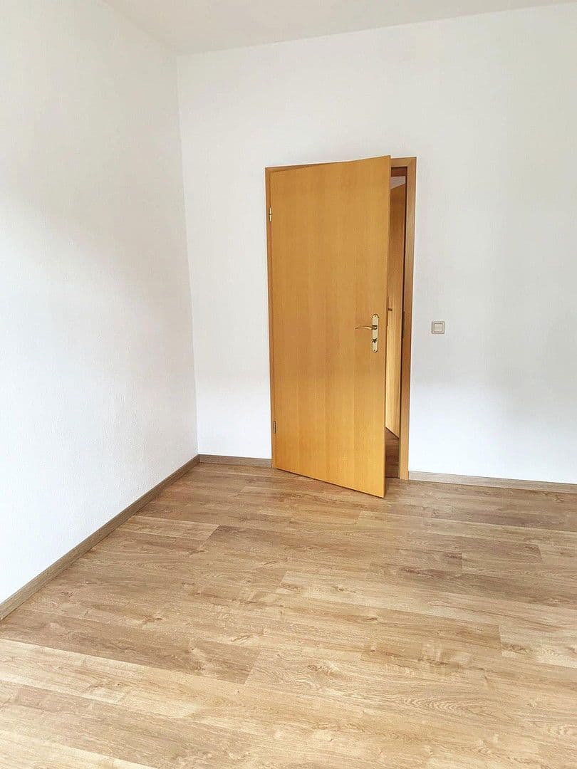 Prenájom bytu 2-izbový 56 m², Abteistraße 13, Oberlungwitz, Sasko Prenájom bytu 2-izbový 56 m², Abteistraße 13, Oberlungwitz, Sasko