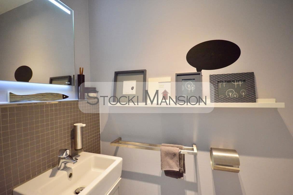 Prenájom domu 111 m², pozemek 240 m², Hamburg, Hamburg Prenájom domu 111 m², pozemek 240 m², Hamburg, Hamburg