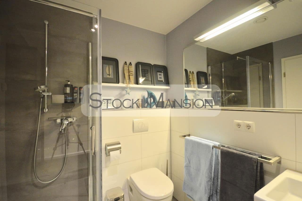 Prenájom bytu 4-izbový 111 m², Hamburg, Hamburg Prenájom bytu 4-izbový 111 m², Hamburg, Hamburg