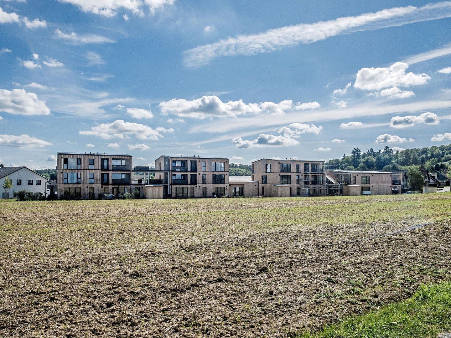 Prenájom bytu 4-izbový 94 m², Feldbergblick 26, Waldems, Hesensko Prenájom bytu 4-izbový 94 m², Feldbergblick 26, Waldems, Hesensko