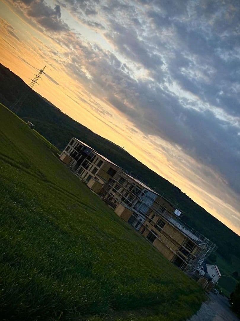 Prenájom bytu 4-izbový 94 m², Feldbergblick 26, Waldems, Hesensko Prenájom bytu 4-izbový 94 m², Feldbergblick 26, Waldems, Hesensko