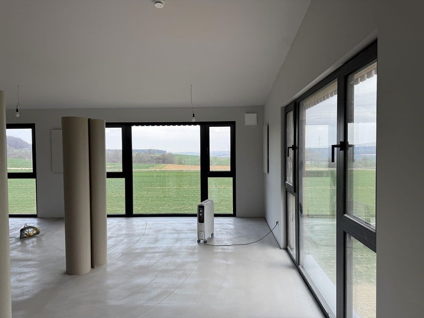 Prenájom bytu 4-izbový 94 m², Feldbergblick 26, Waldems, Hesensko Prenájom bytu 4-izbový 94 m², Feldbergblick 26, Waldems, Hesensko