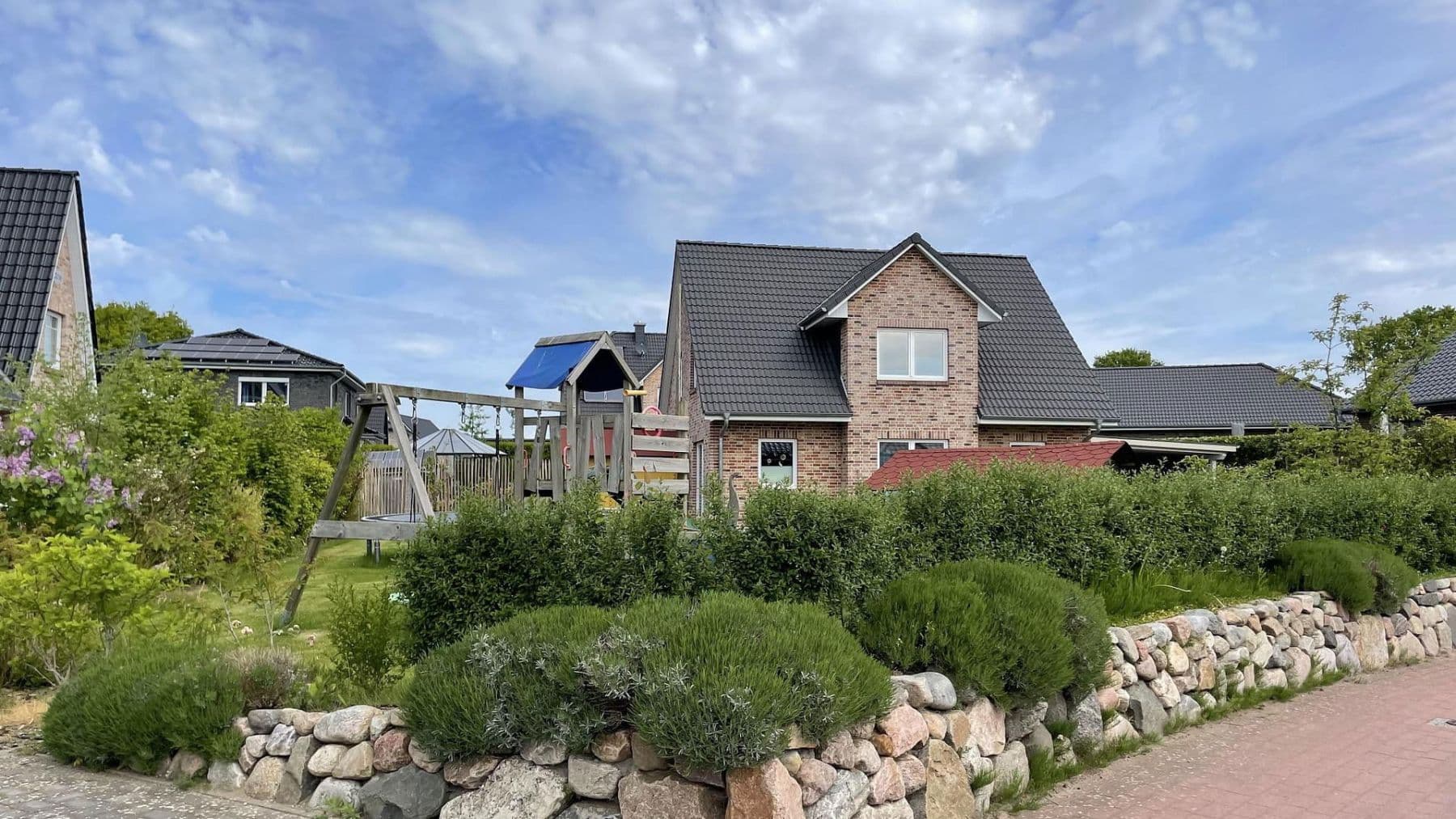 Predaj domu 133 m², pozemek 820 m², Fahrdorf, Šlezvicko-Holštajnsko Predaj domu 133 m², pozemek 820 m², Fahrdorf, Šlezvicko-Holštajnsko