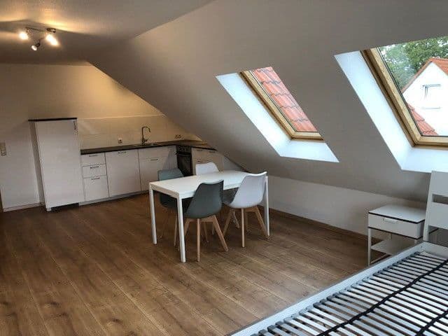 Prenájom bytu 1-izbový 40 m², Weikershofer Str. 11, Nürnberg, Bavorsko Prenájom bytu 1-izbový 40 m², Weikershofer Str. 11, Nürnberg, Bavorsko